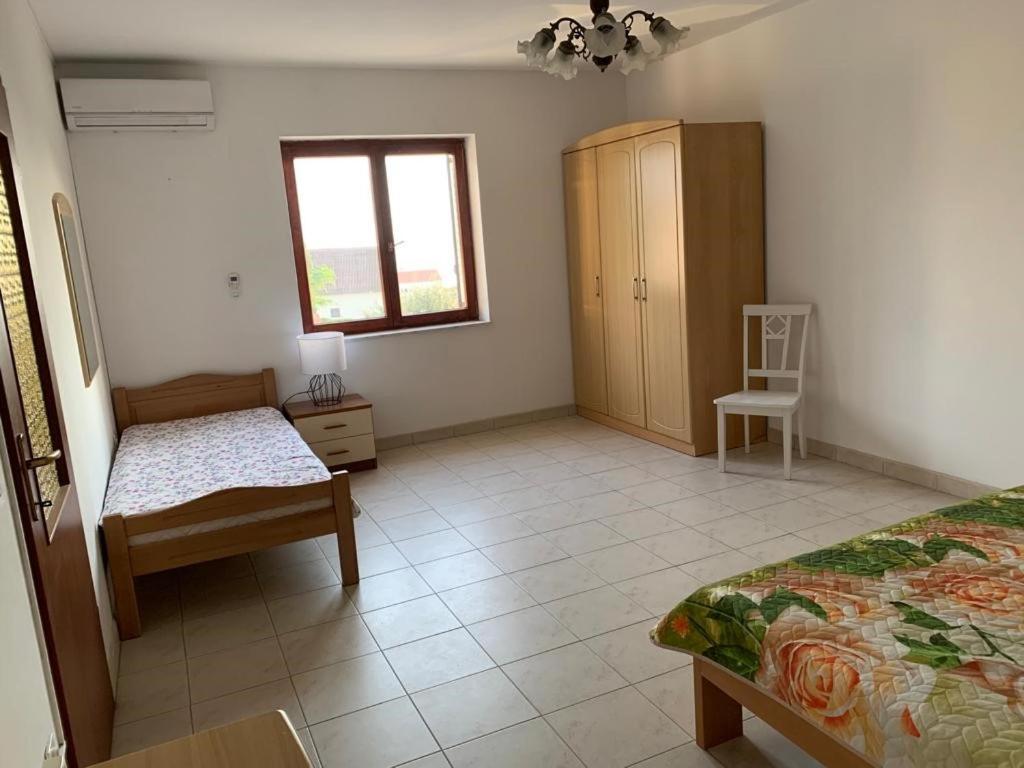 Francis Appartements Пакоштане Экстерьер фото